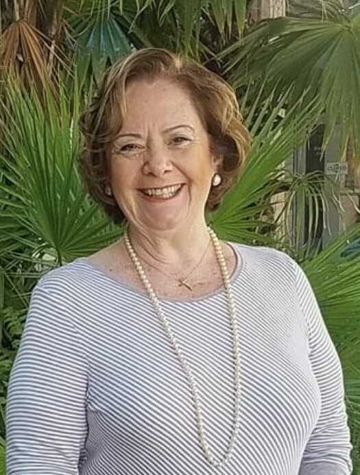 Gloria  Sinclair 